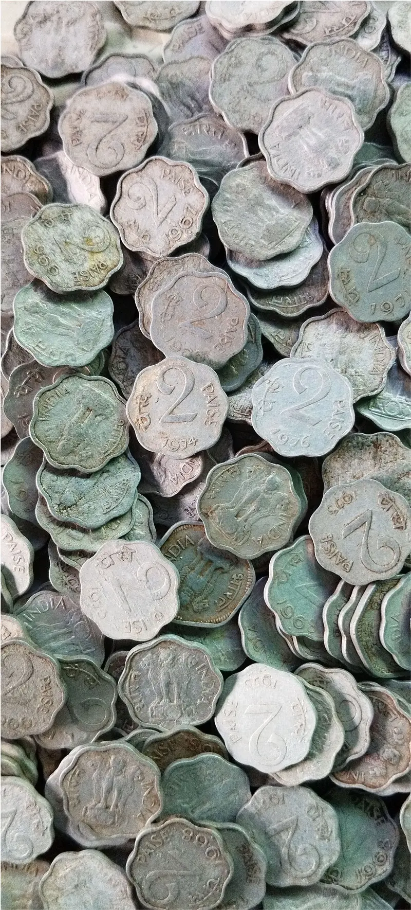 2 Paise Aluminium Coin ( 1965 - 1979 ) , 8 Scalloped Shape - 1000