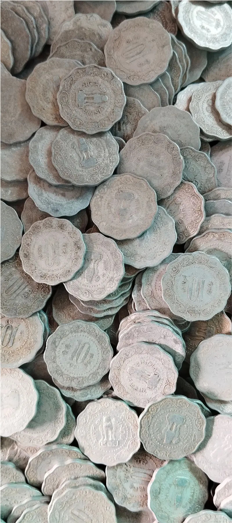 10 Paise Aluminium Big Size Coin  ( 1971 - 1982 ) 12 Scalloped  - 50