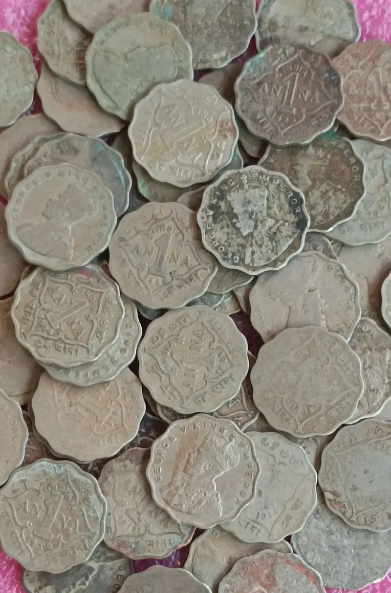 King George V -  One Anna ( 1 Anna ) Coin  (1907 - 1936 ) Scalloped ,British India - 100