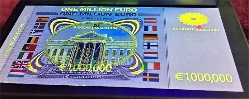 NAPLES - 1,000,000 EURO FANTASY - UNC MINT CONDITION - UV LIGHT PROPERTY (2000) - 1