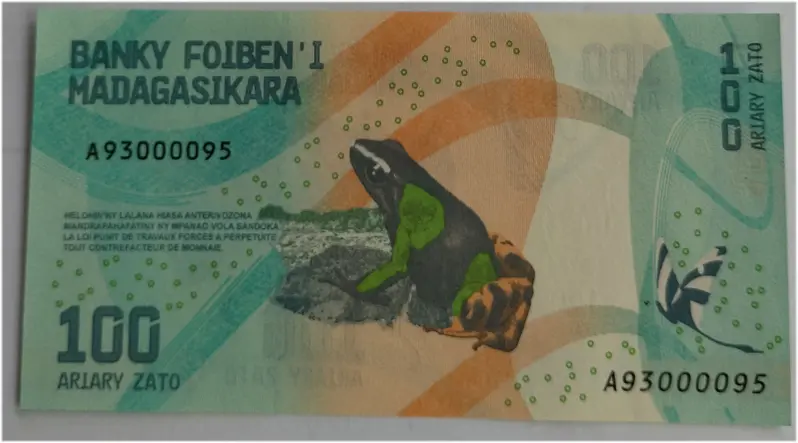 MADAGASCAR - 100 ARIARY - UNC & MINT CONDITION - 1