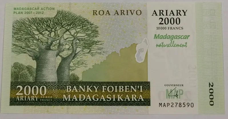 MADAGASCAR - 2000 ARIARY - UNC & MINT CONDITION (2007) - 1