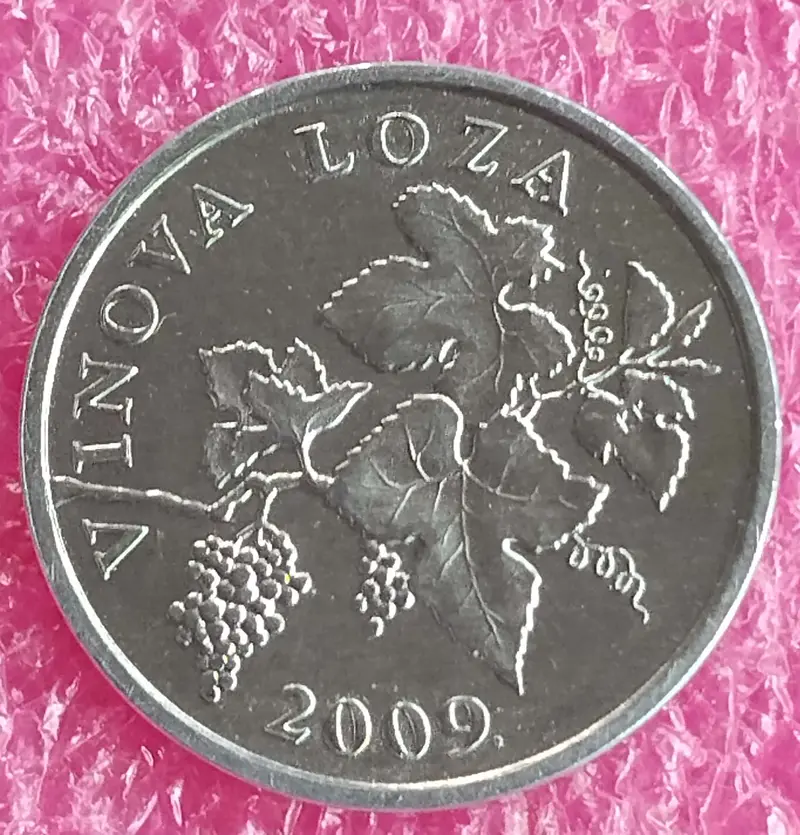 CROATIA - 2 LIPE COINS -  UNC MINT CONDITION (2009) - 1