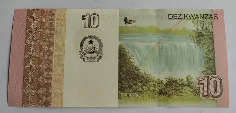 ANGOLA - 10 KWANZAS  -  POLIMER NOTE - UNC & MINT CONDITION - 1