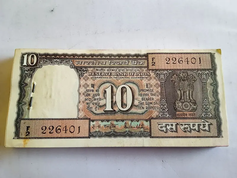 R10 Black Boat 100 Notes Serial Bundle - R10 Black Boat Bundle