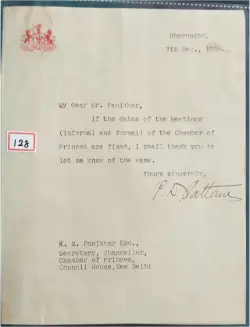 crest-letter