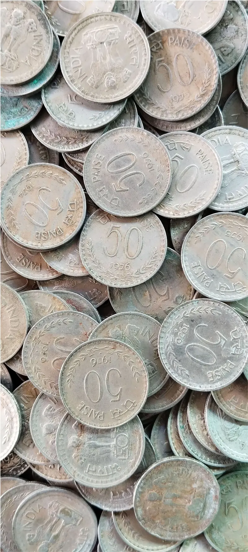 2 Paisa" coin. It was a standard circulation coin of the Republic of India. 