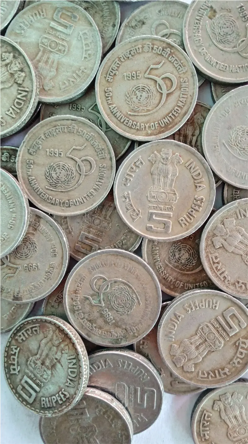 2 Paisa" coin. It was a standard circulation coin of the Republic of India. 